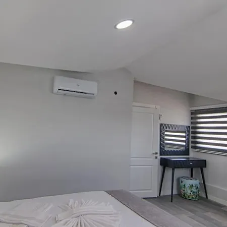Villa Fethiye'de Yemyesil Dogada, Havuzlu Villa-awz169 Fethiye