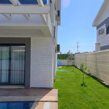 Fethiye'de Yemyesil Dogada, Havuzlu Villa-awz169 Villa Fethiye