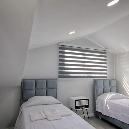 Fethiye'de Yemyesil Dogada, Havuzlu Villa-awz169 Villa *