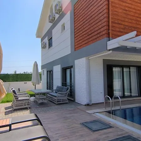Vila Fethiye'de Yemyesil Dogada, Havuzlu Villa-awz169
