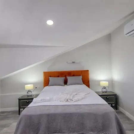 Vilă Fethiye'de Yemyesil Dogada, Havuzlu Villa-awz169